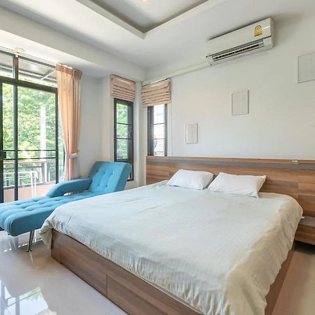 Loft Style Townhouse Near Old City Chiang Mai Exterior photo